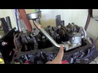 Ford 2.3L DOHC oil pump installation