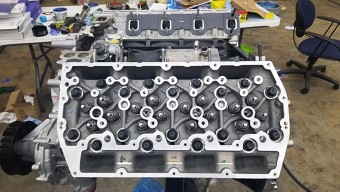 Ford 6.7L cylinder head installation