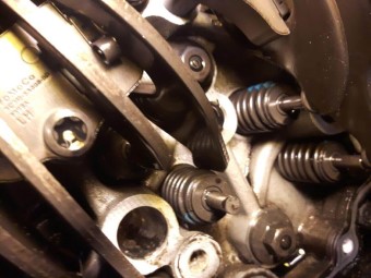 Ford 6.7L Pushrod and Rockers installation