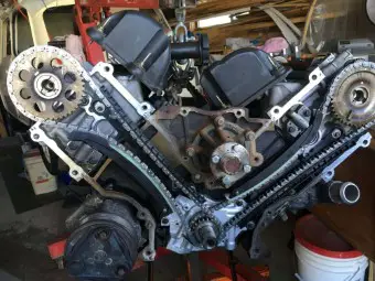 Ford 6.8L Timing chain installation