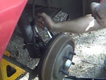 Taurus Rear strut